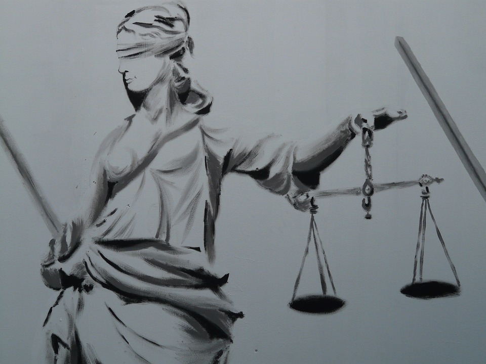 Un buon avvocato deve difendere uno stupratore?
